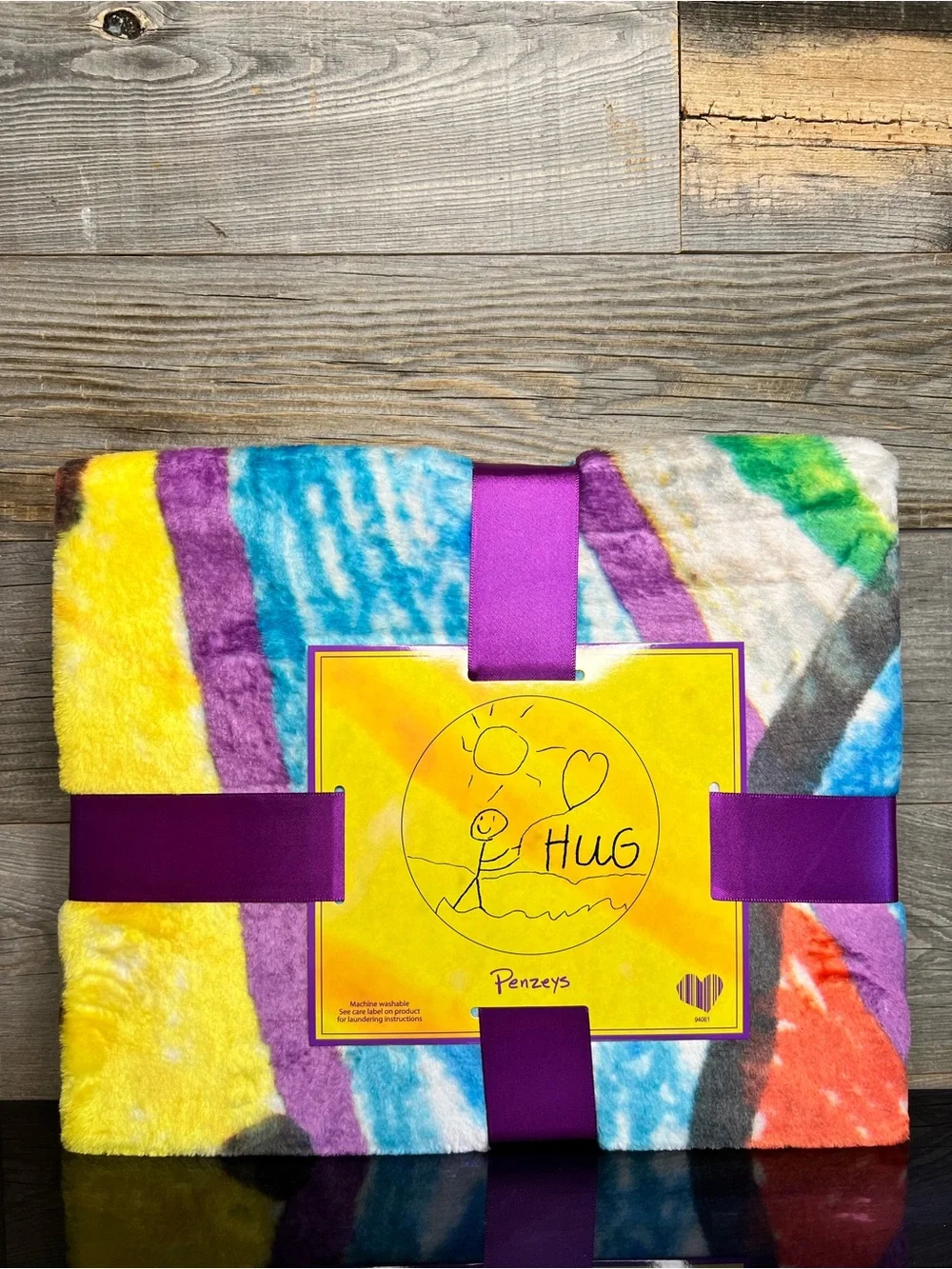 NWT 🆕 Blanket - Silky-soft ‘Hug’ Throw Fleece, Tie-Dye, Colorful, Cozy, Plush